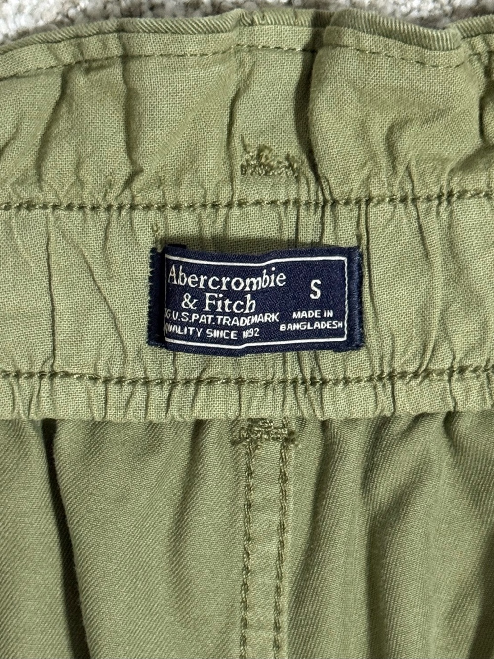 Abercrombie & Fitch Olive High-Waist Paperbag Shorts with Belt - Picture 7 of 8